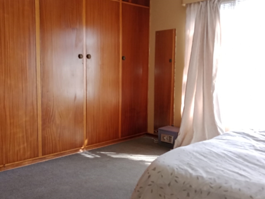 To Let 4 Bedroom Property for Rent in Kuruman Northern Cape
